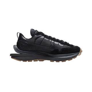 Nike x Sacai Vaporwaffle "Black Gum"